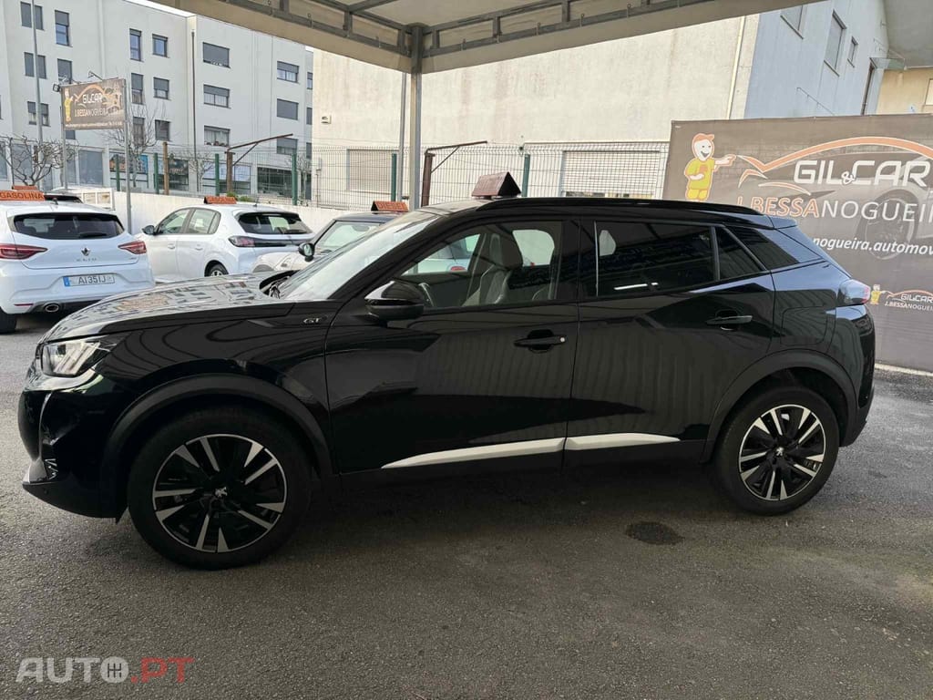 Peugeot 2008 1.2 PureTech GT EAT8
