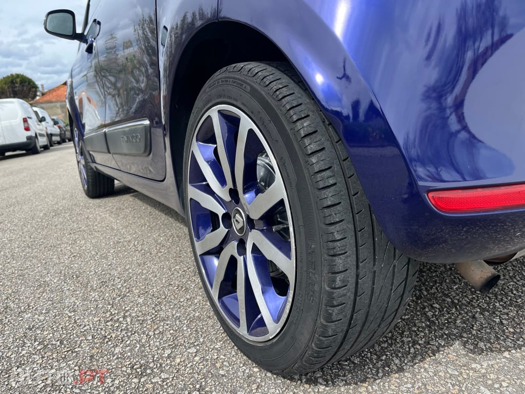 Renault Twingo ENERGY TCe 90 Cosmic