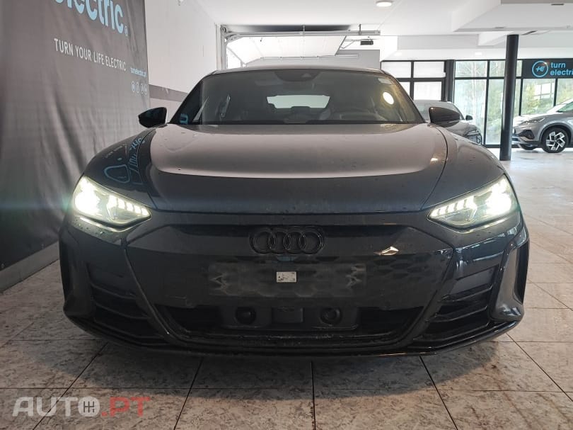 Audi E-Tron GT quattro