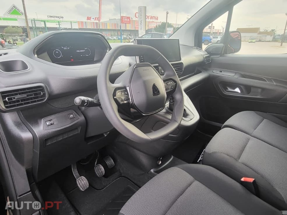 Peugeot Partner 1.5 BlueHDi Pemium Longa