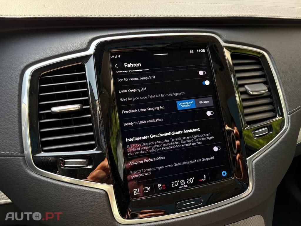 Volvo XC90 T8 AWD Plus  I.V.A DEDUTIVEL