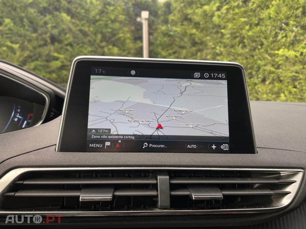 Peugeot 3008 1.2 PureTech I-Cockpit Navi EAT8