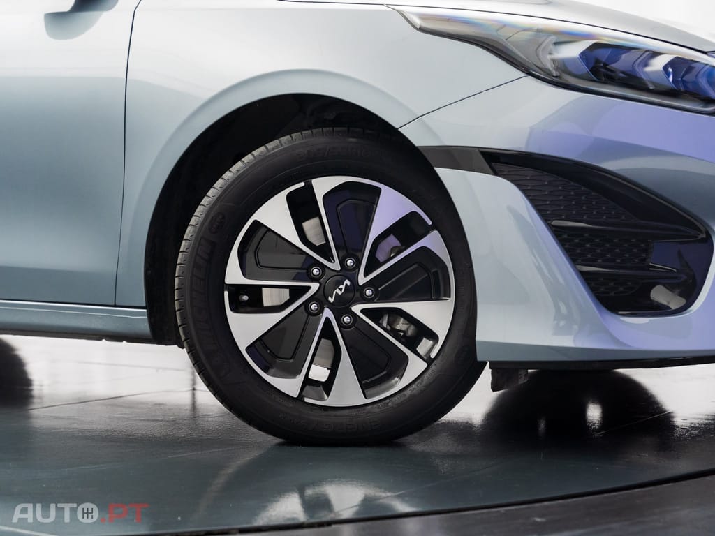 Kia Ceed SW 1.6 GDi PHEV Drive 6DCT