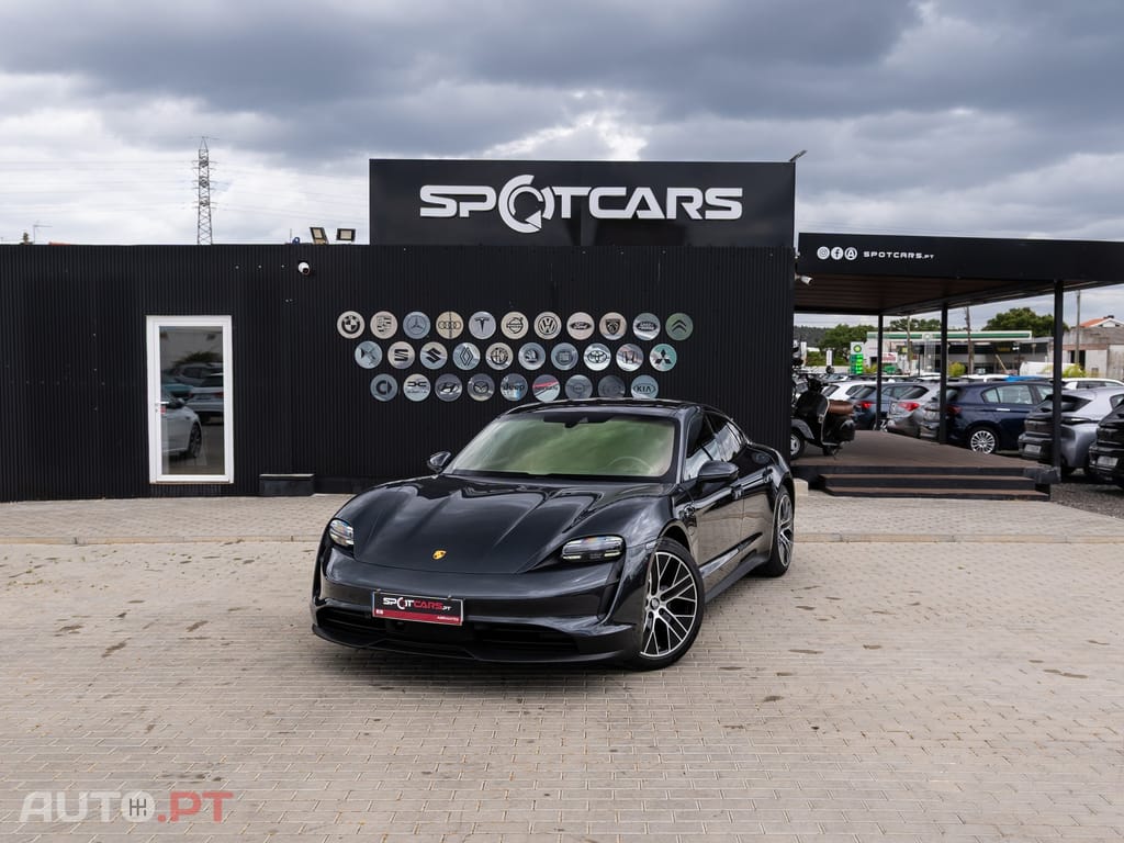 Porsche Taycan Bateria Performance Plus
