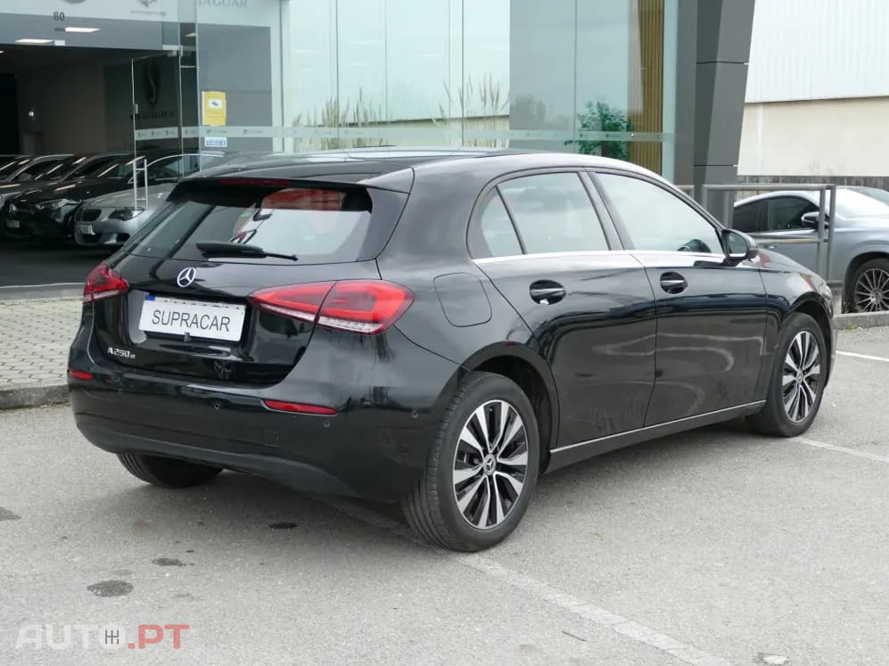Mercedes-Benz A 250 e Style Plus