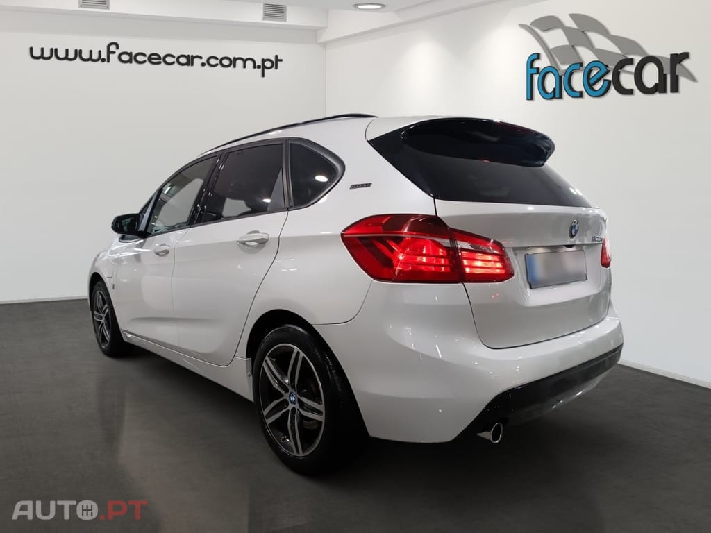 BMW 225 Line Sport