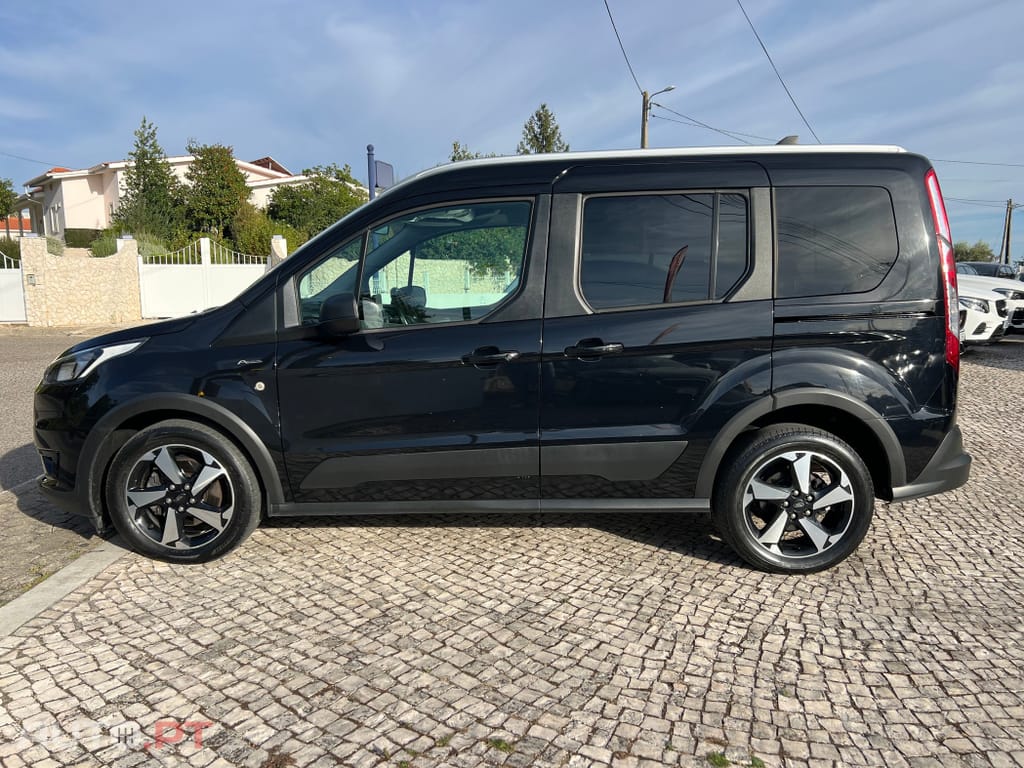 Ford Tourneo 1.5 TDCi Titanium