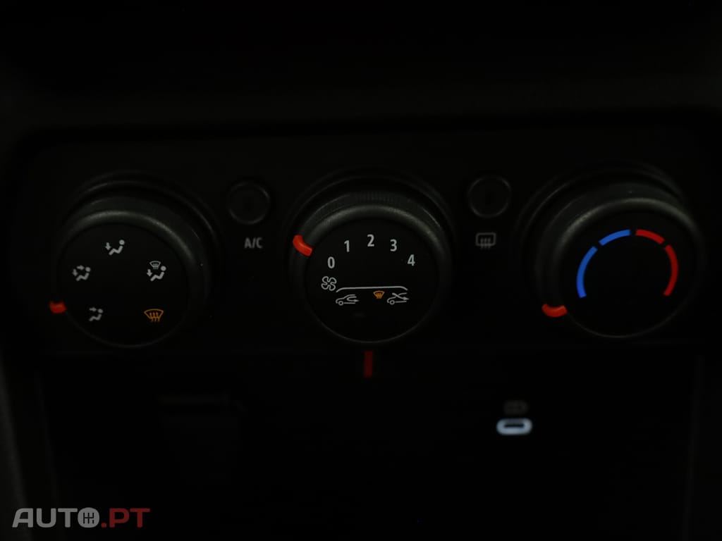 Dacia Sandero 1.0 ECO-G Expression Bi-Fuel