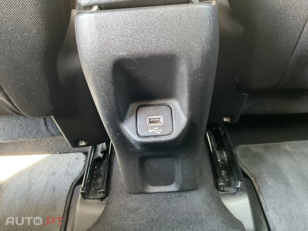 Jeep Renegade 1.3 TG Trailhawk