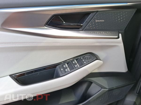 Renault Espace 1.2 E-Tech full hybrid 200cv iconic