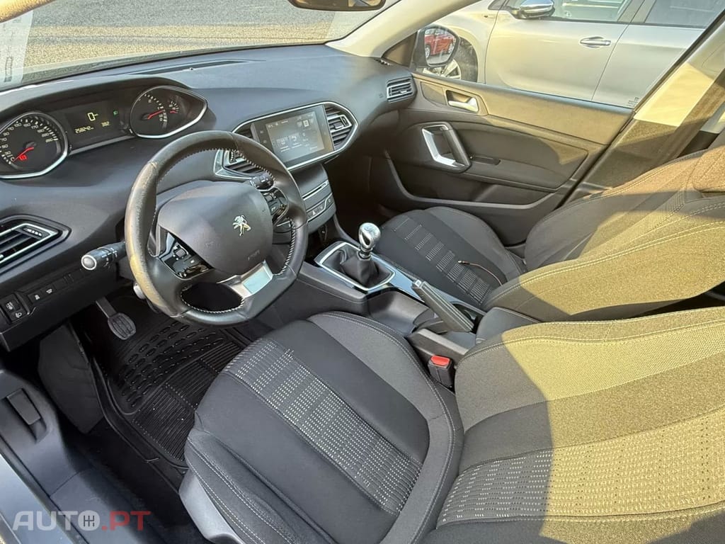 Peugeot 308 SW 1.6 BlueHDi Allure