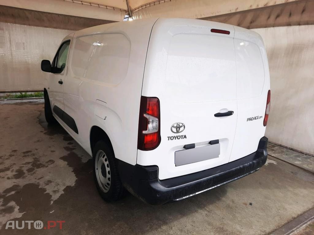 Toyota Proace City 1.5D L2 Comfort - IVA Dedutível