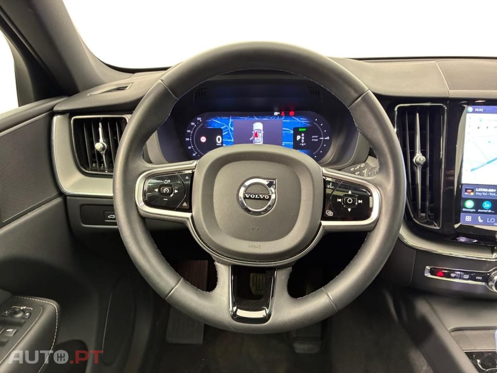 Volvo XC60 2.0 T6 PHEV Plus Style Chrome