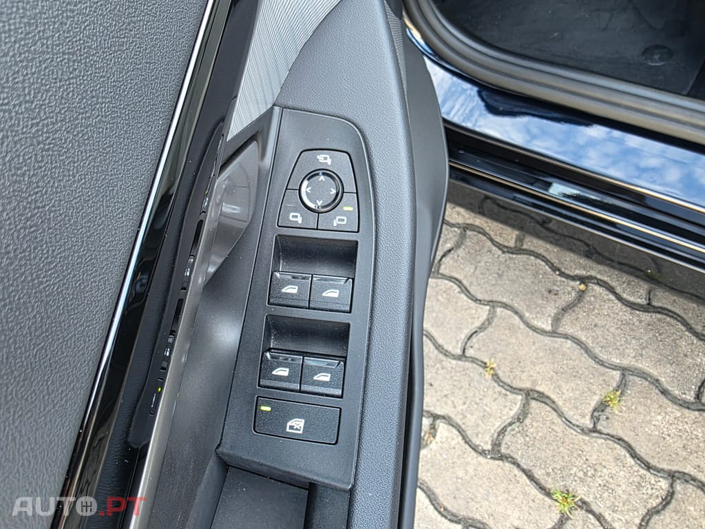 BMW 530 e Pack Desportivo M Pro