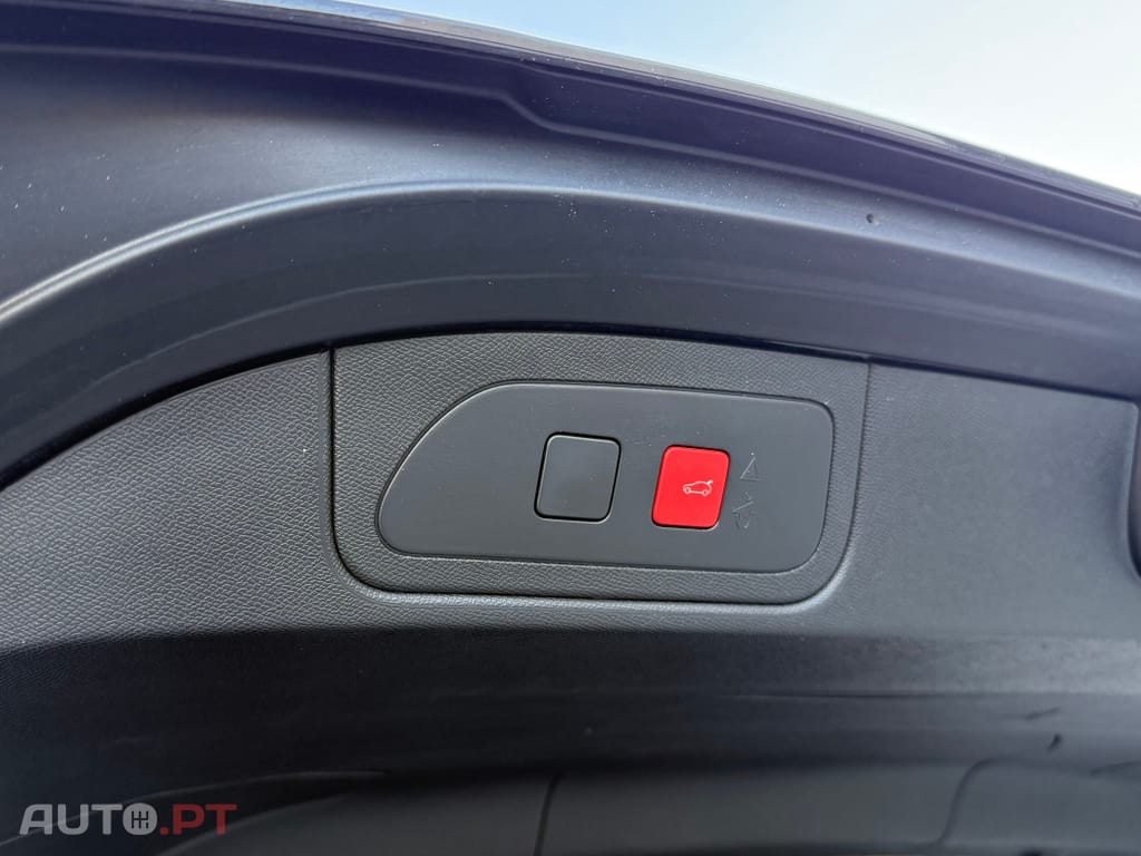 DS DS7 7 1.5 BlueHDi Esprit De Voyage EAT8