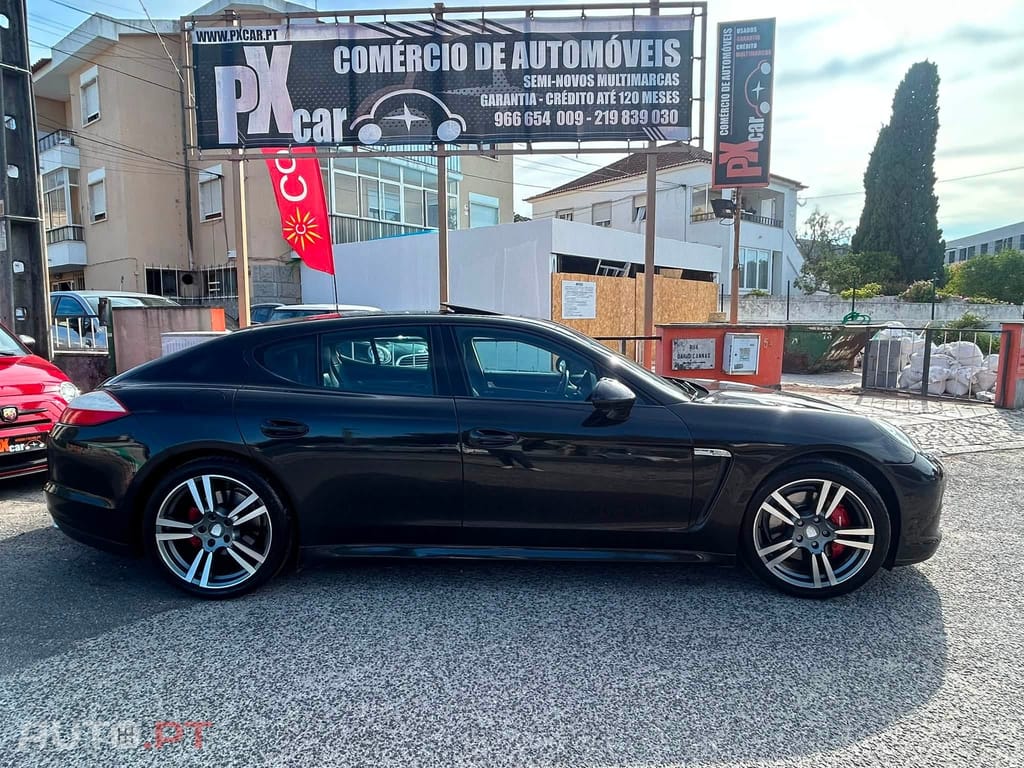 Porsche Panamera 3.0 V6 Platinum Edition