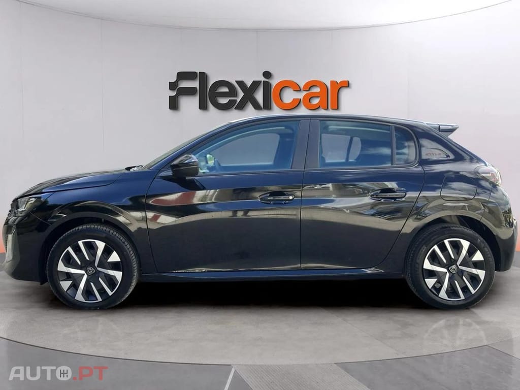 Peugeot 208 1.2 Hybrid Style e-DCS6