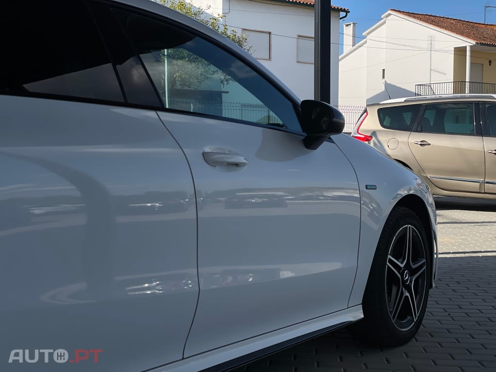 Mercedes-Benz CLA 250 e Shooting Brake AMG Line