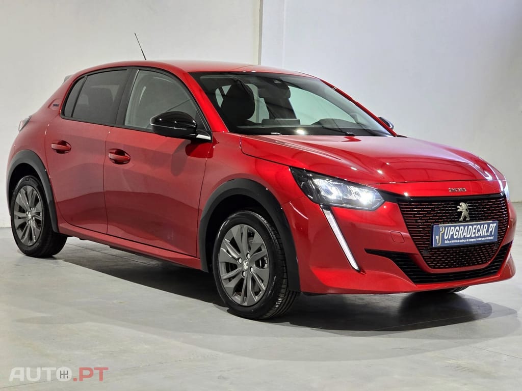 Peugeot E-208 50 kWh Style