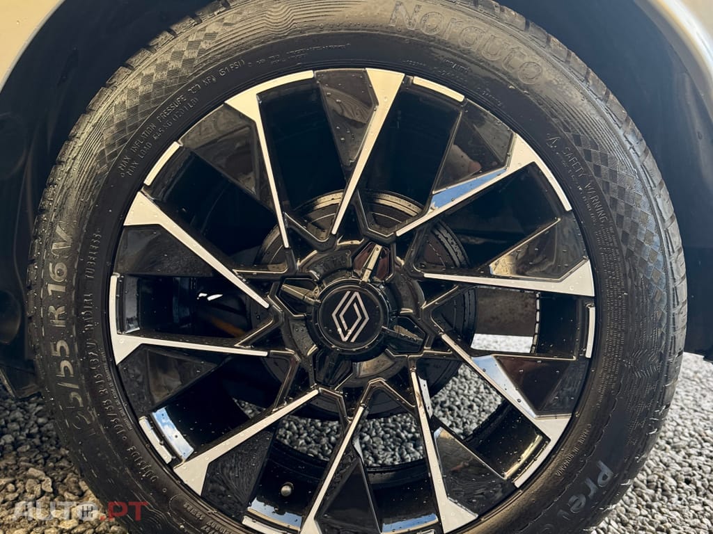Renault Clio 0.9 TCE Dynamique S