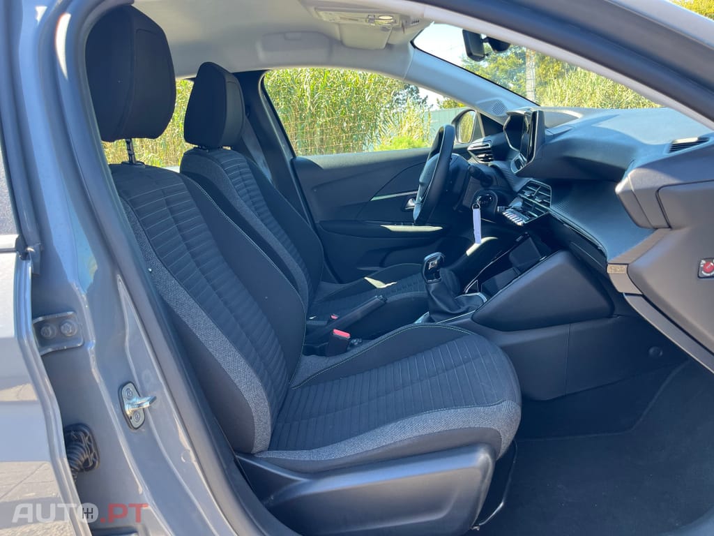 Peugeot 208 1.2 PureTech Like