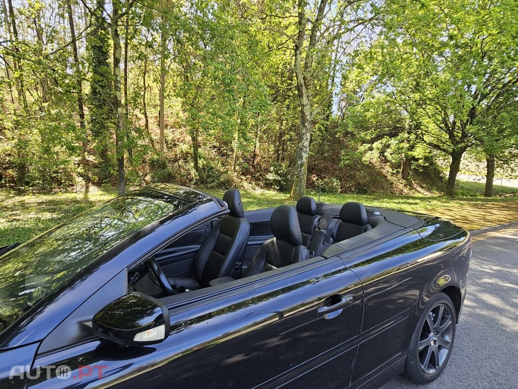 Volvo C70 2.4 D5 Summum Geartronic
