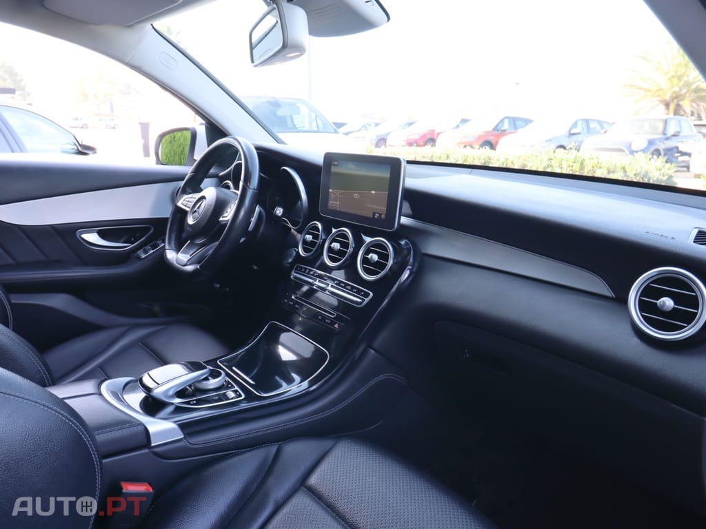 Mercedes-Benz GLC 220 d 4Matic 9G-TRONIC AMG Line