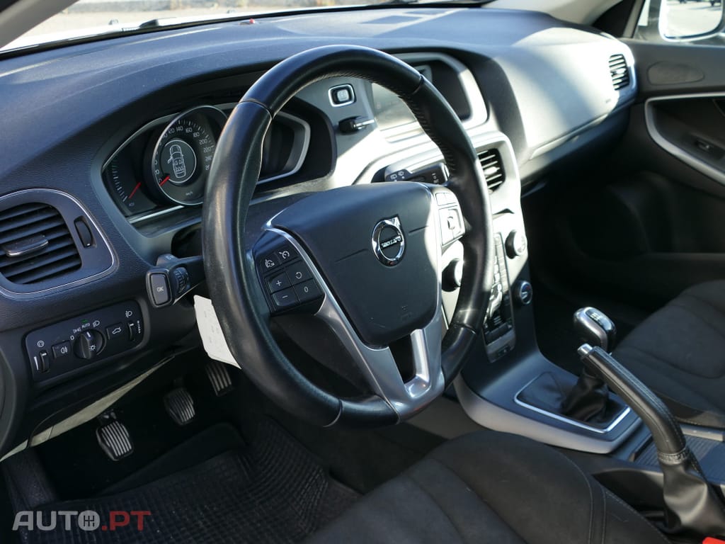 Volvo V40 2.0 D2 Kinetic