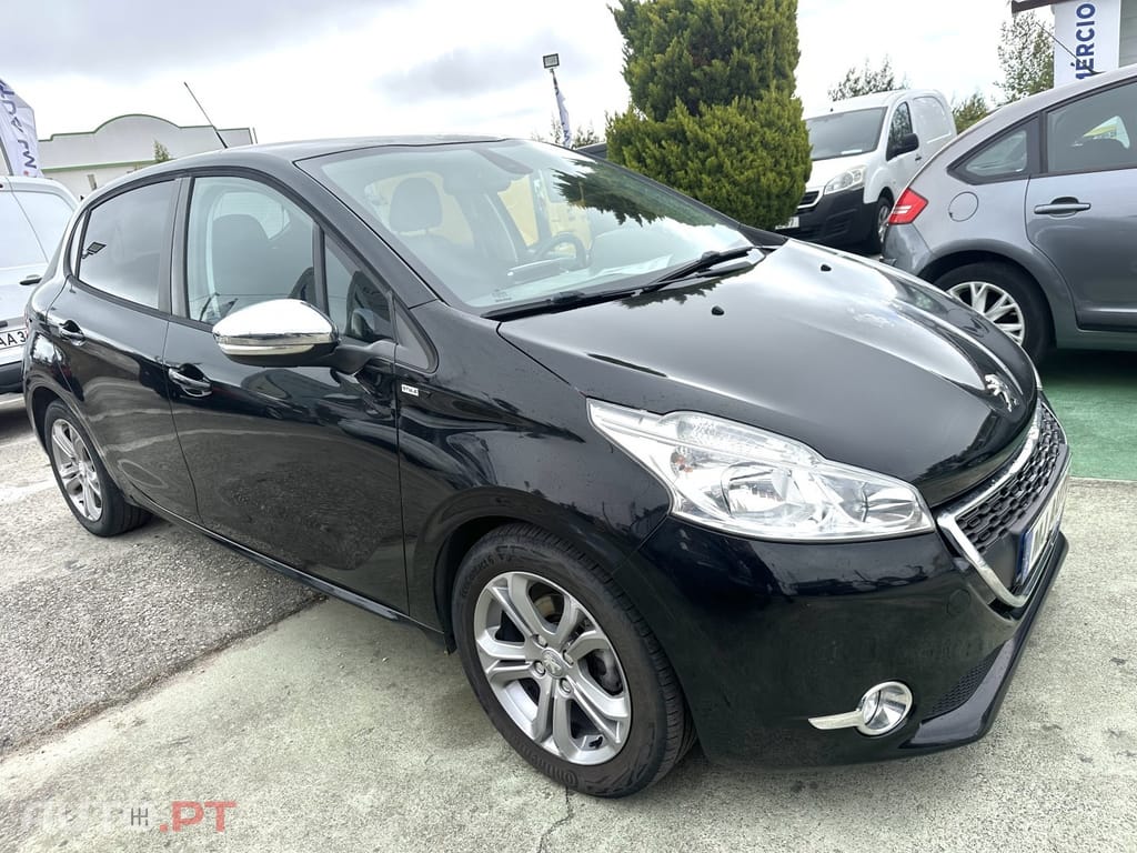 Peugeot 208 1.2 VTi Allure