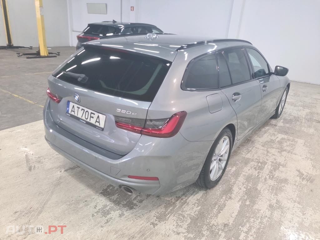 BMW 320 e Auto