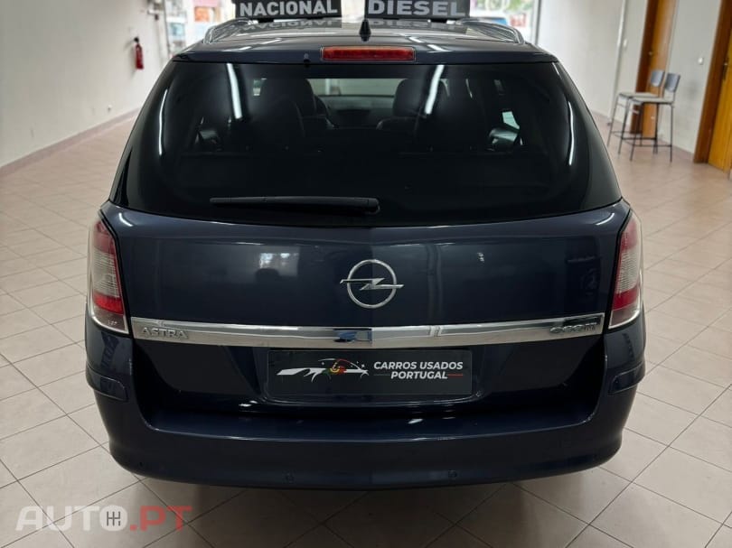 Opel Astra Caravan 1.7 CDTi Cosmo ecoFLEX