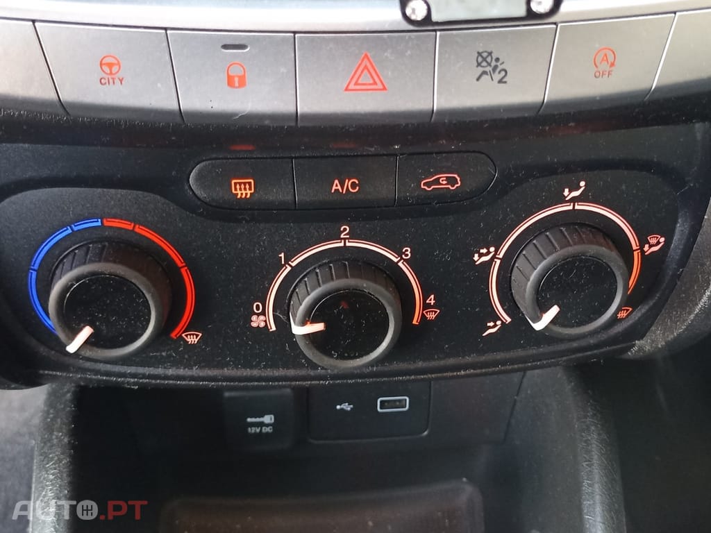 Fiat Tipo 1.3 M-Jet Lounge
