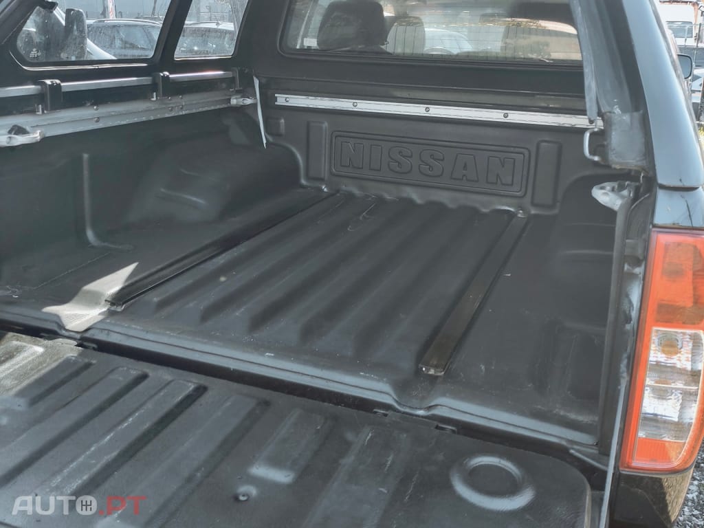 Nissan Navara 2.5 dCi CD LE Premium