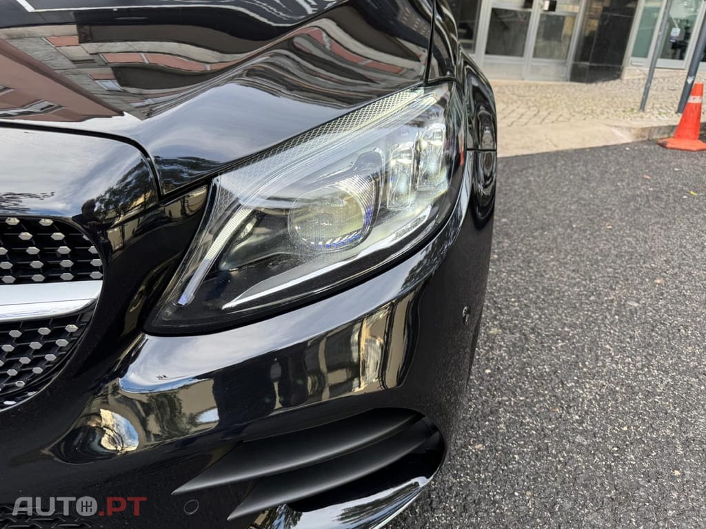 Mercedes-Benz C 180 Cabrio 9G-TRONIC AMG Line