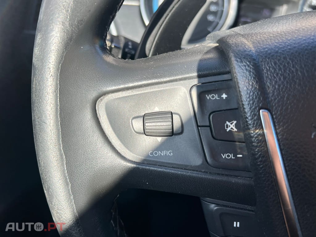 Peugeot 508 2.0 Hybrid4 200cv