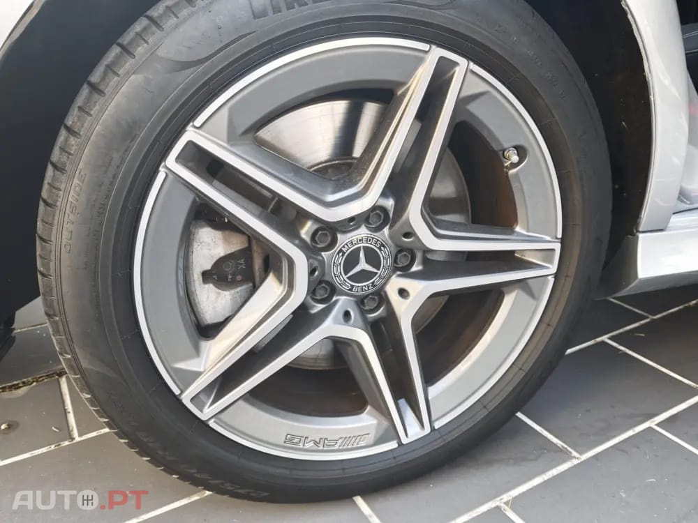 Mercedes-Benz E 300 e Station 9G-TRONIC AMG Line