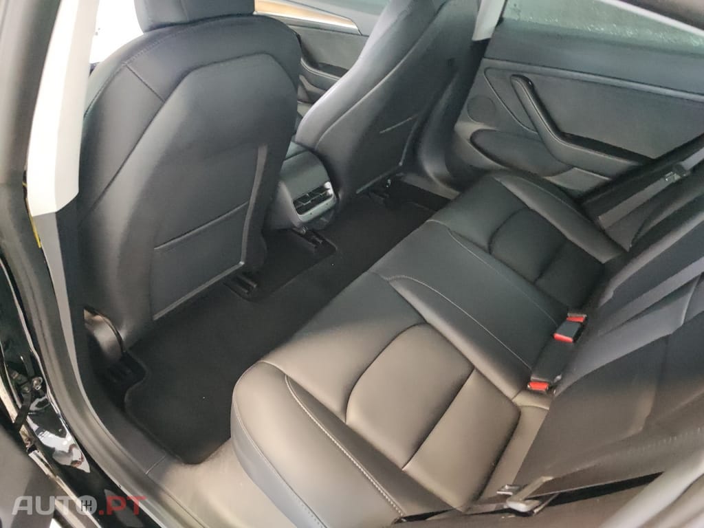 Tesla Model 3 Long Range AWD Dual Motor