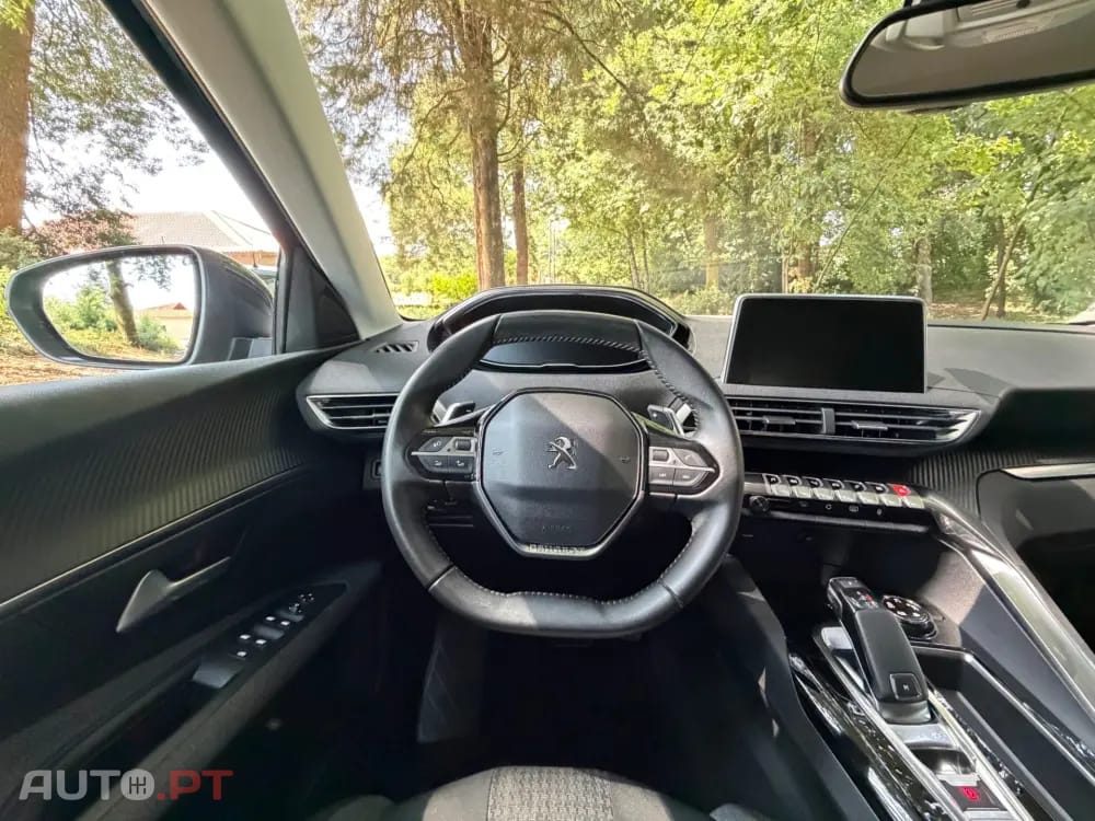 Peugeot 3008 1.2 PureTech Allure Pack EAT8
