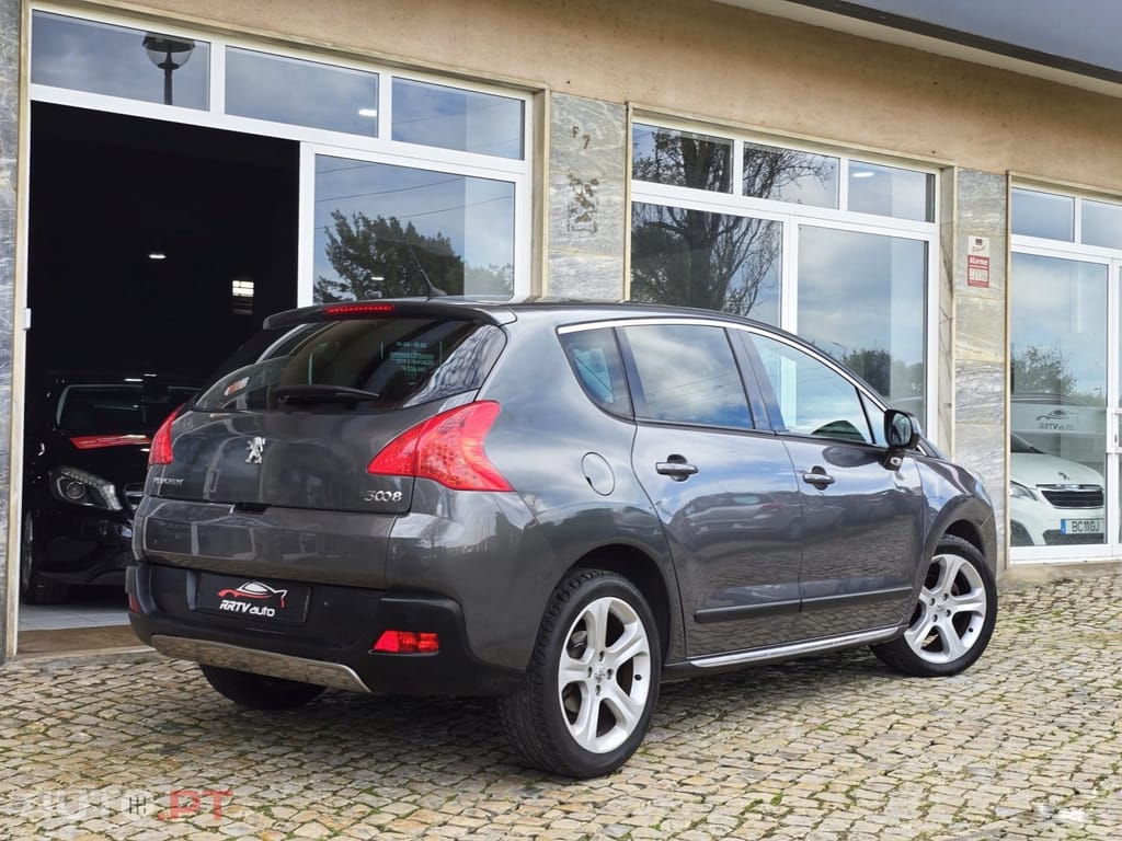 Peugeot 3008 1.6 e-HDi Executive CMP6