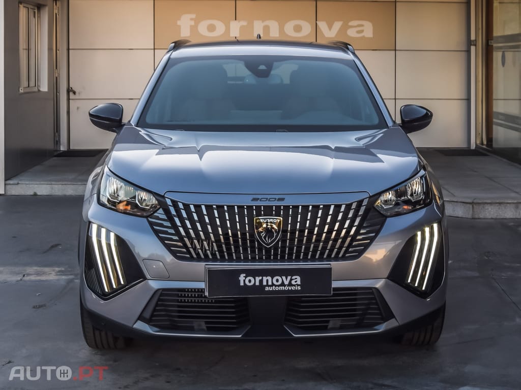 Peugeot 2008 1.2 Hybrid Allure e-DCS6