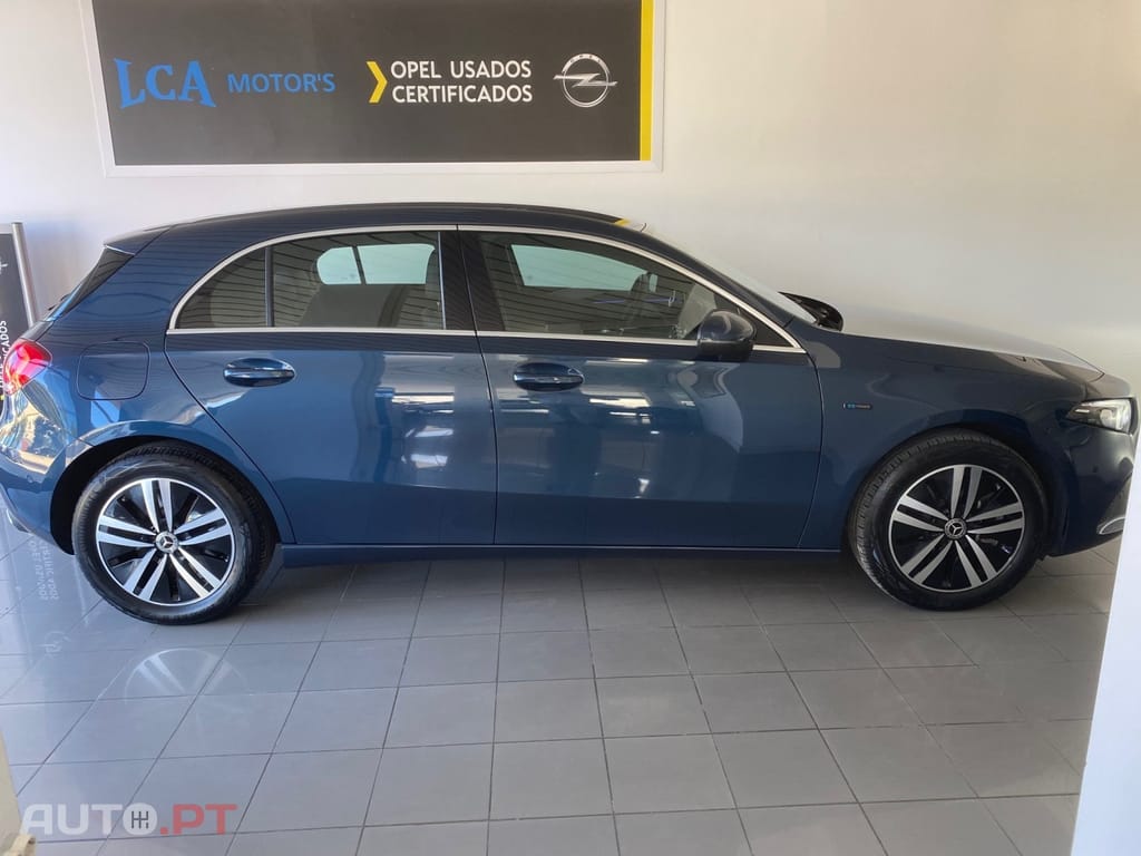 Mercedes-Benz A 250 e Progressive