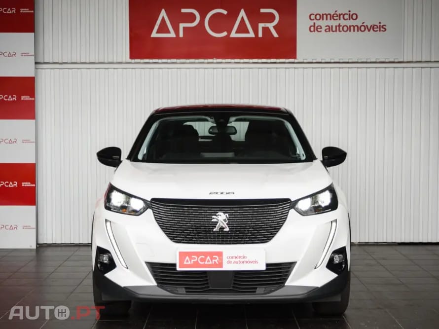 Peugeot 2008 PureTech 130 EAT8 Allure