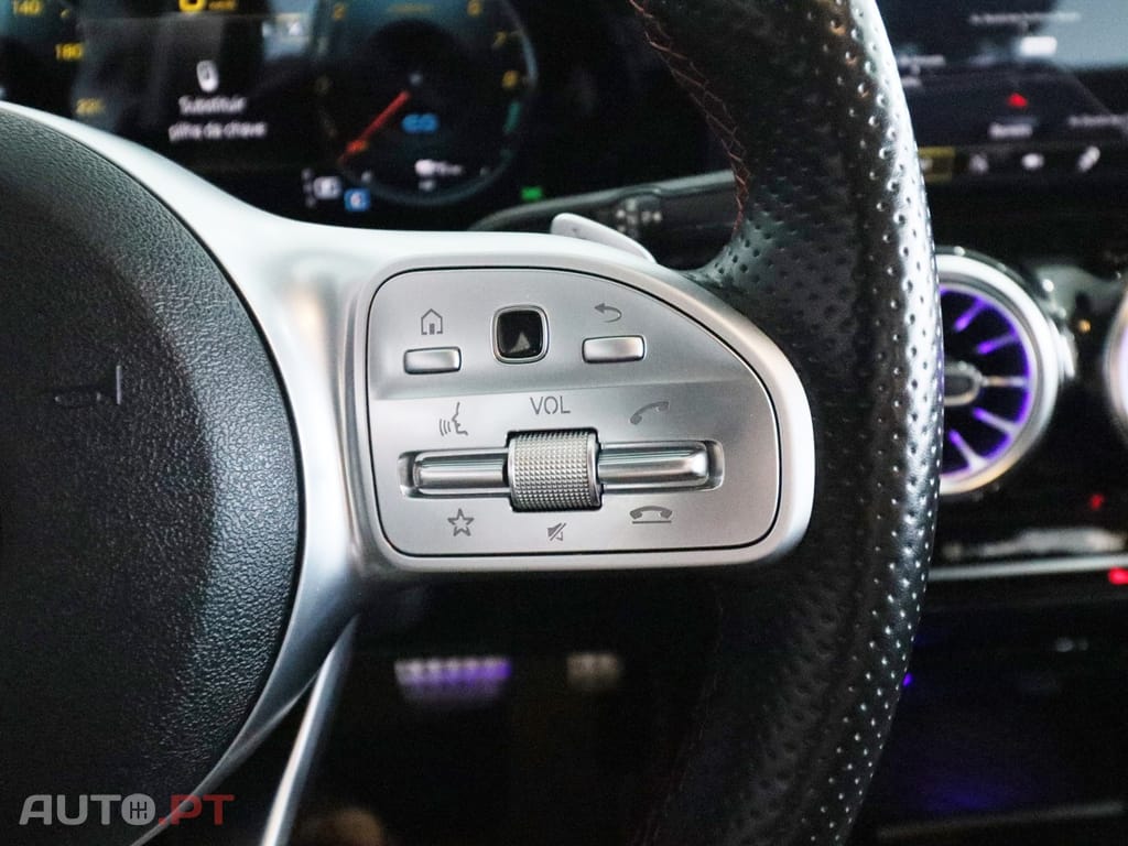 Mercedes-Benz GLA 250 e AMG Line