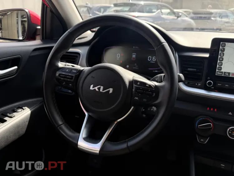 Kia Stonic 1.2 MPi Dynamic