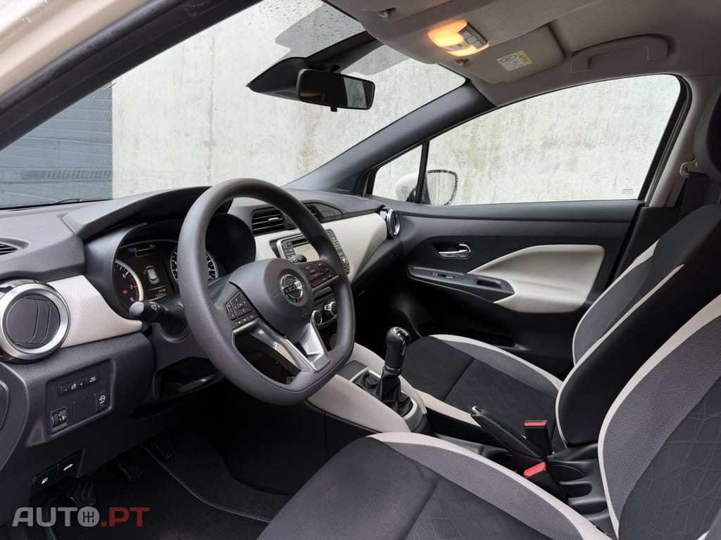 Nissan Micra 0.9 IG-T Tekna Silver Feel S/S