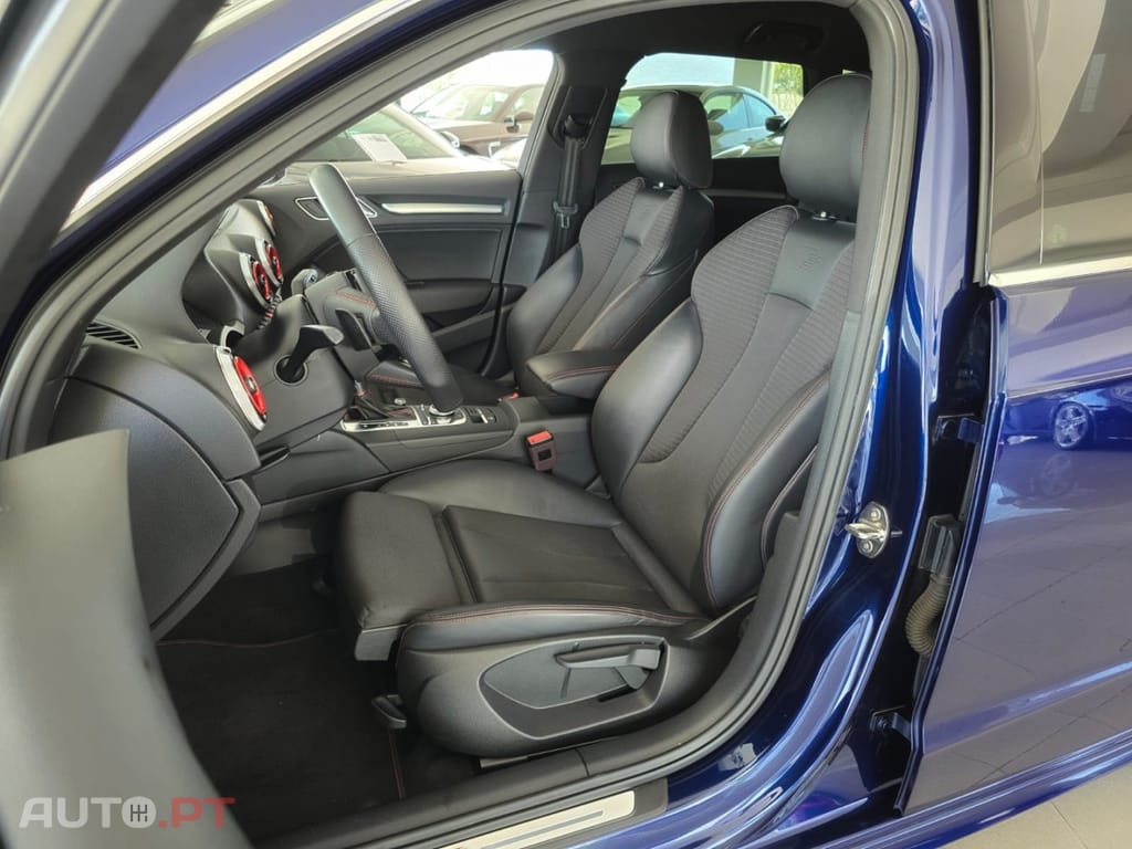 Audi S3 TFSI quattro S tronic