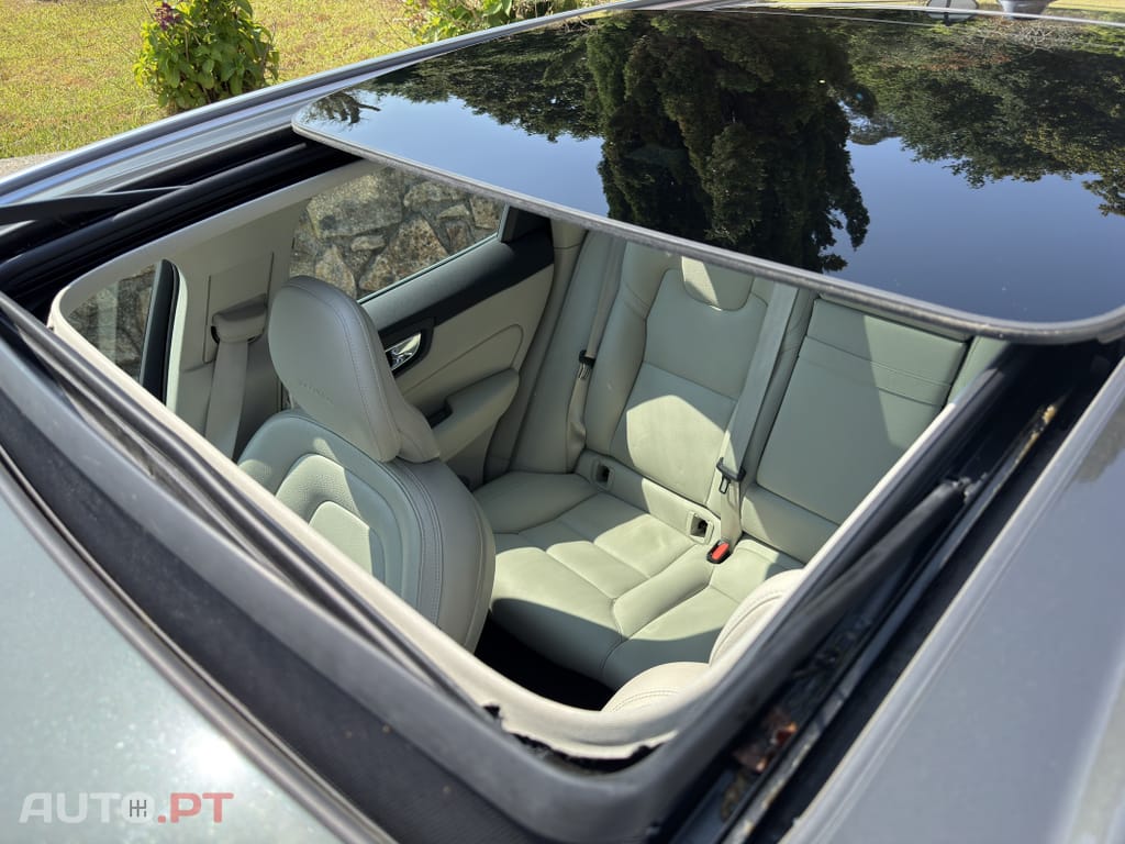 Volvo XC60 2.0 T8 PHEV Inscription AWD