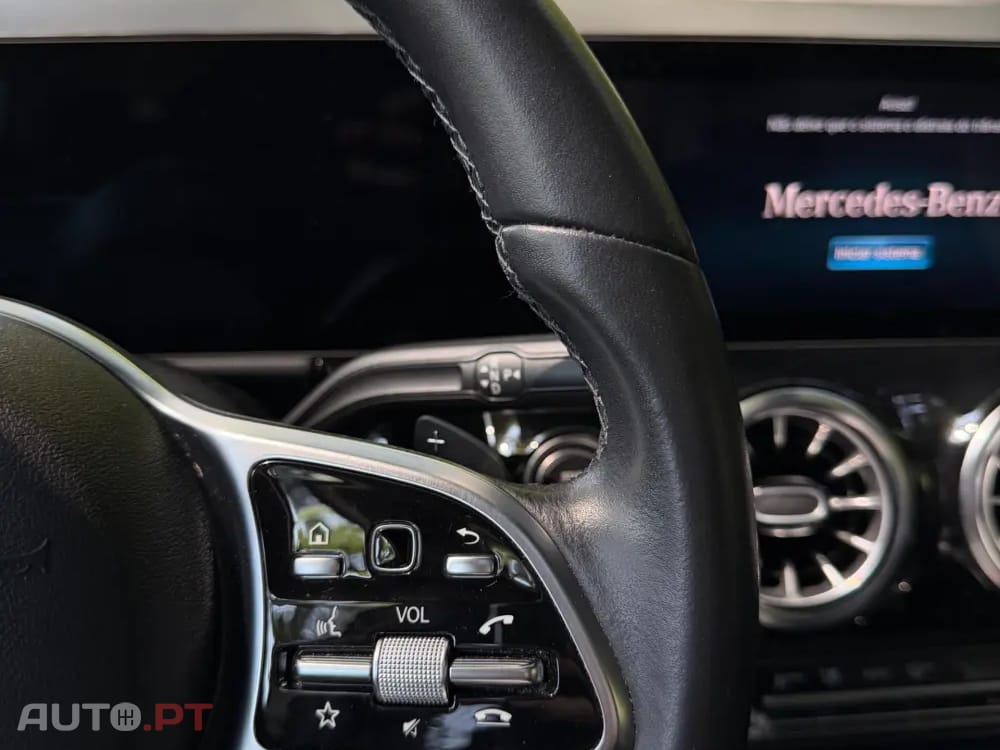 Mercedes-Benz GLA 250 e 8G-DCT Special Edition