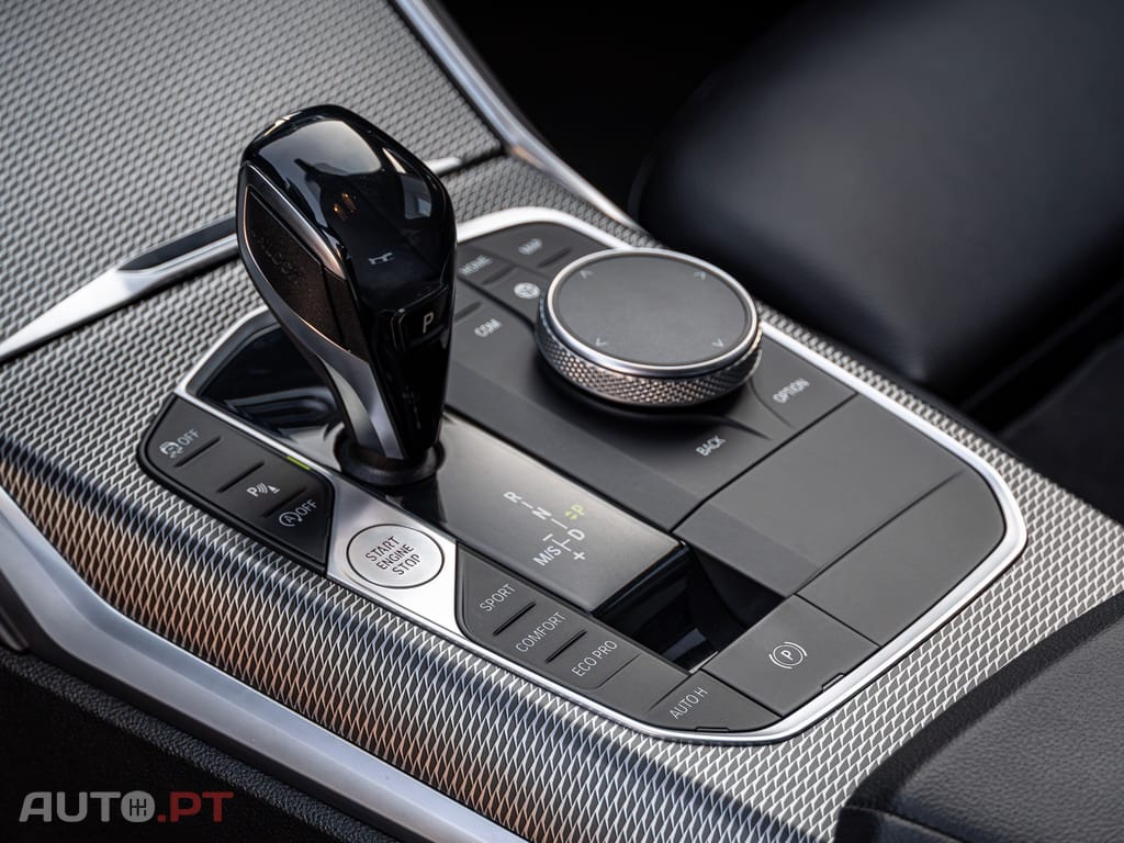 BMW 320 i Pack M Auto