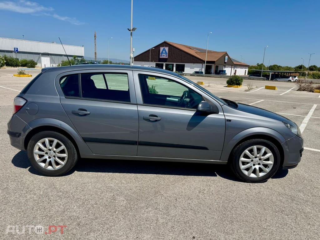 Opel Astra Elegance